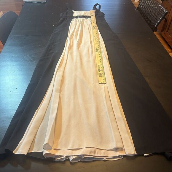 BCBG MaxAzria modest Silk Chiffon Evening Gown Maxi Dress Black Cream Size 6 - Picture 6 of 14